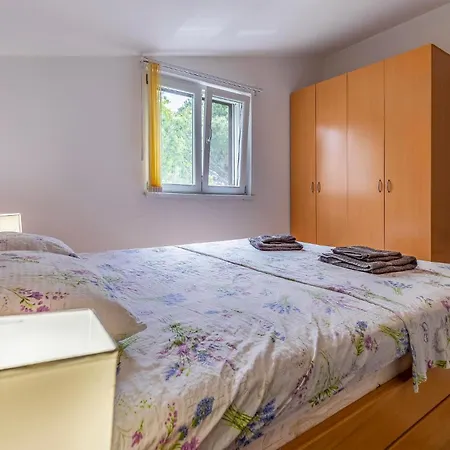 Apartmán Nice In With Kitchen