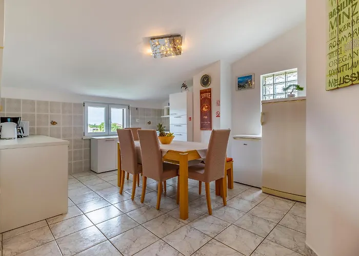 Appartement Nice In With Kitchen *